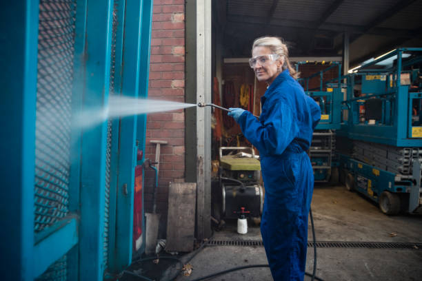Best Factory Floor Cleaning  in Carrollton, TX